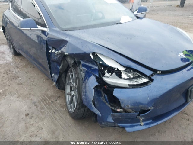 2018 TESLA MODEL 3 5YJ3E1EA7JF005513 Photo 5