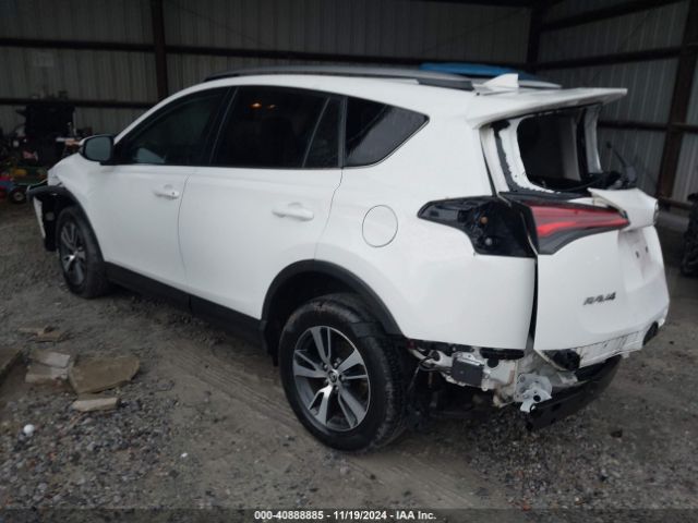 2T3RFREV3JW848806 Toyota Rav4 Adventure/xle