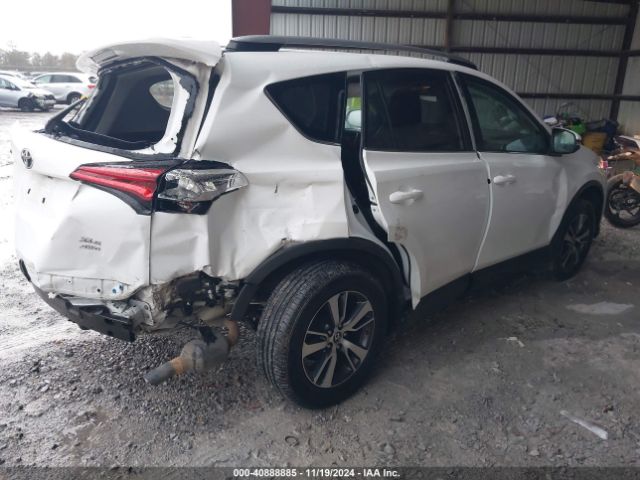 2T3RFREV3JW848806 Toyota Rav4 Adventure/xle