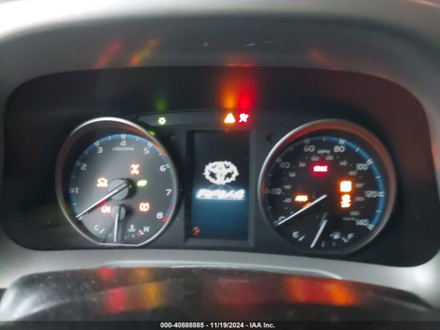 2T3RFREV3JW848806 Toyota Rav4 Adventure/xle