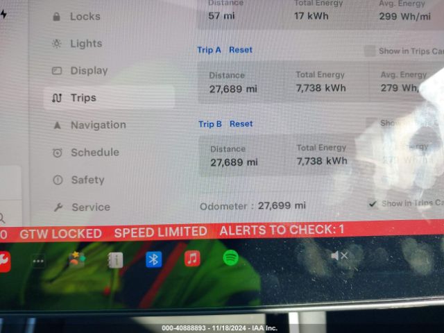 5YJ3E1EB9JF087270 Tesla Model 3 Long Range/performance
