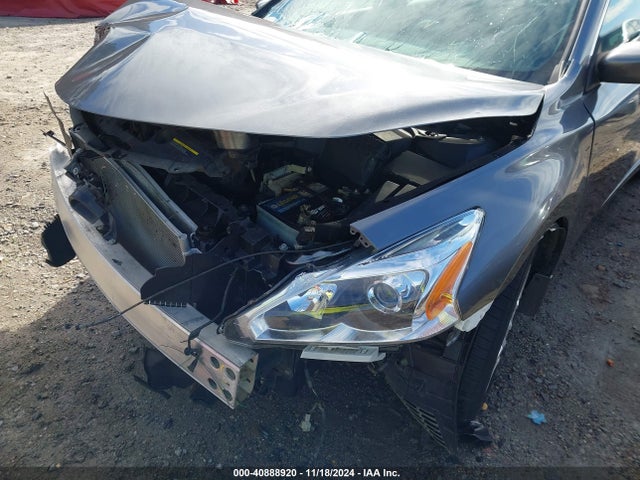 Nissan Altima 2.5 S 2015 1N4AL3AP1FC153394 Image 18