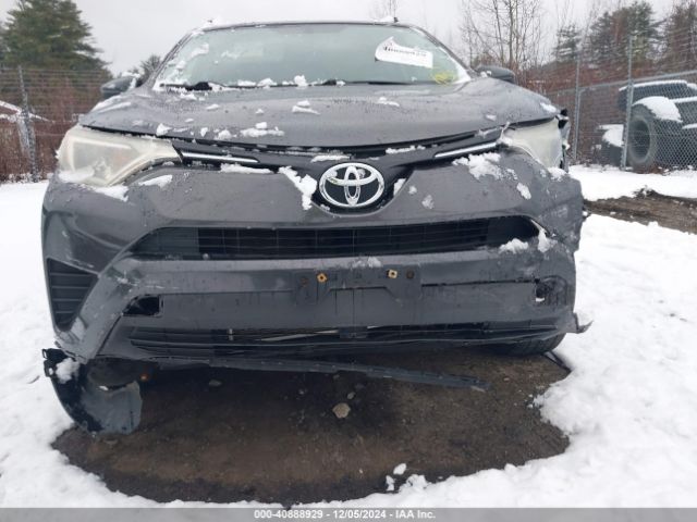 JTMBFREV8GJ051816 Toyota RAV4 LE