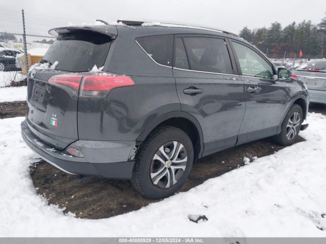 JTMBFREV8GJ051816 Toyota RAV4 LE