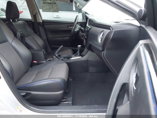 Toyota COROLLA SE 2018 2T1BURHE5JC059487 Image 5