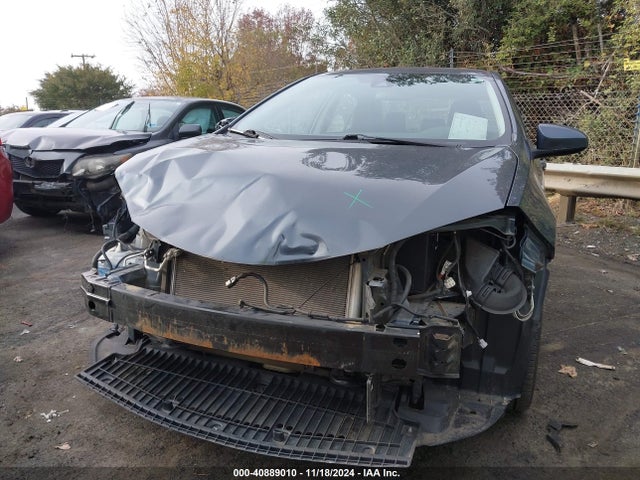 Toyota COROLLA LE 2018 2T1BURHE6JC053343 Image 12