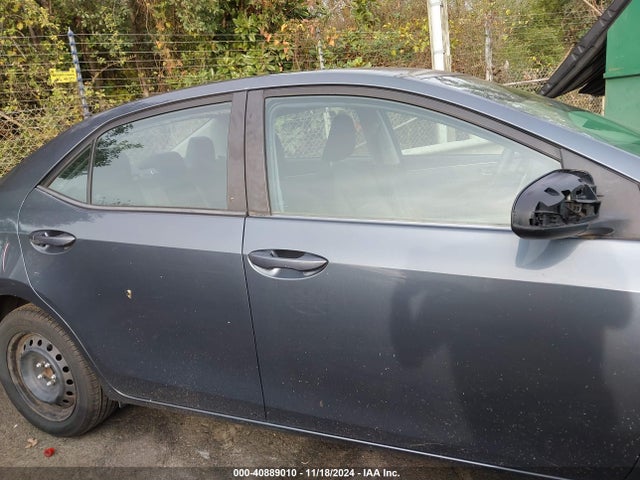 Toyota COROLLA LE 2018 2T1BURHE6JC053343 Image 13