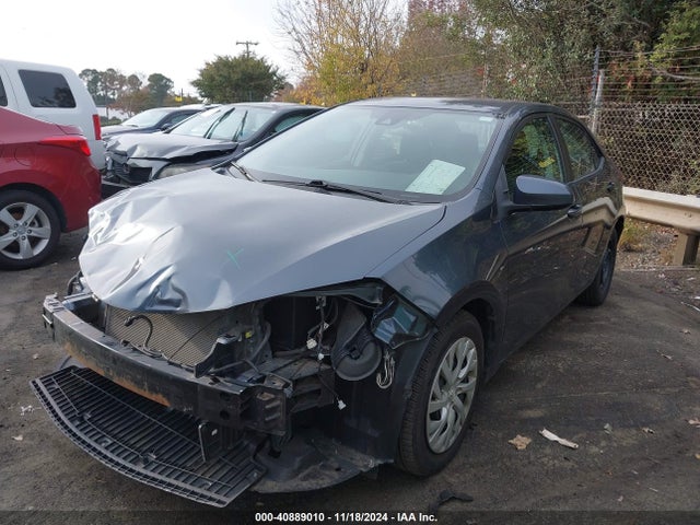Toyota COROLLA LE 2018 2T1BURHE6JC053343 Image 2