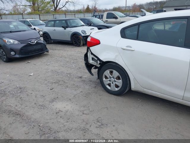 KNAFX4A63G5554997 KIA FORTE LX