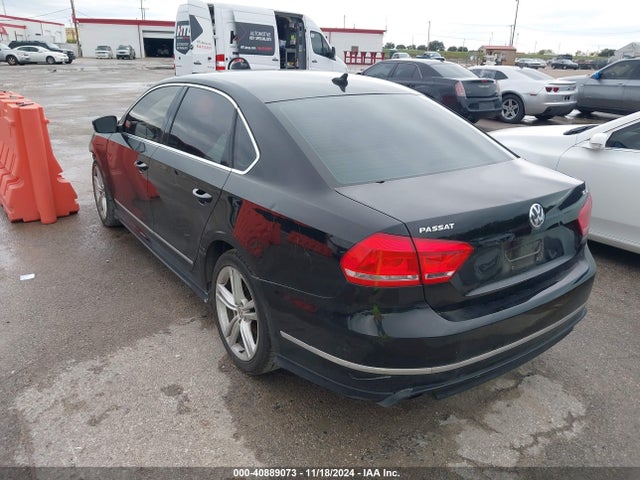 1VWCM7A36FC005596 Volkswagen Passat 3.6l V6 Sel Premium