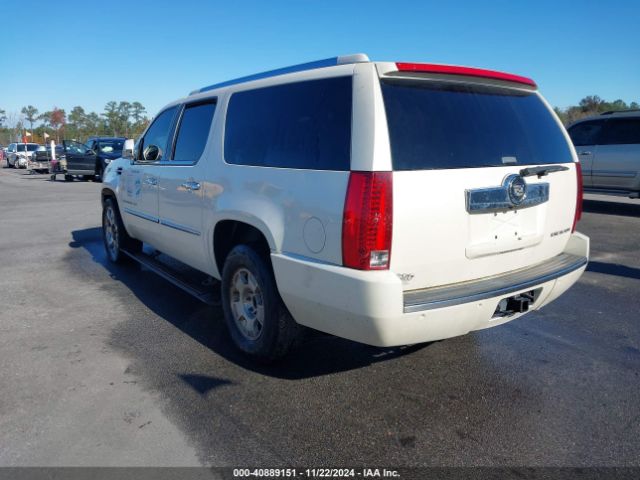 2008 CADILLAC ESCALADE ESV 1GYFK66898R208545 Photo 2