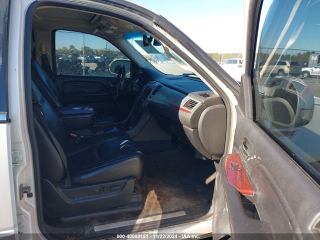 2008 CADILLAC ESCALADE ESV 1GYFK66898R208545 Photo 4