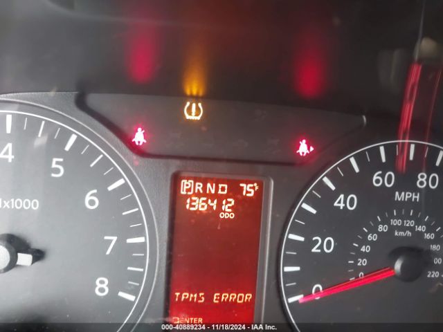 1N6BF0KM4HN800982 Nissan Nv Cargo Nv1500 S V6