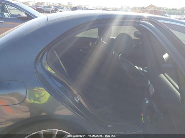 55SWF4JB7GU131002 Mercedes-Benz C-class C 300/luxury/sport