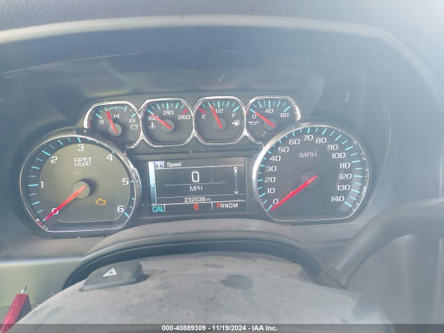 3GCUKRECXFG196794 Chevrolet Silverado 1500 1lt