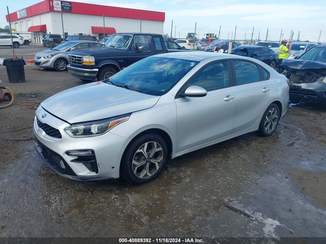 KIA Forte Lxs 2021 3KPF24AD4ME338334 Image 2