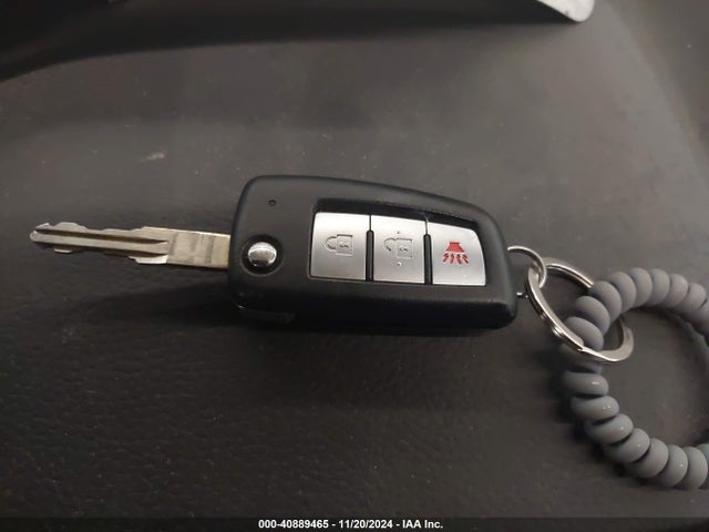 5N1AT2MTXJC775901 Nissan ROGUE S