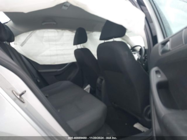 3VW1K7AJ9EM438225 Volkswagen Jetta 2.0l S