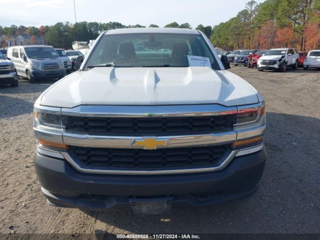 1GCVKNEH4JZ313559 Chevrolet Silverado 1500 Wt