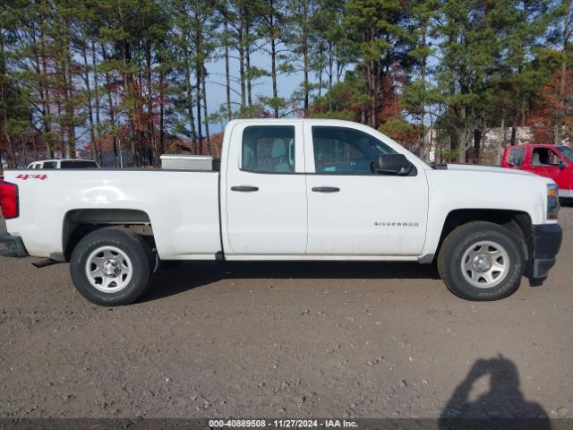 1GCVKNEH4JZ313559 Chevrolet Silverado 1500 Wt