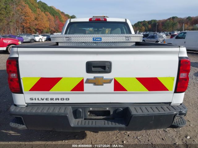 1GCVKNEH4JZ313559 Chevrolet Silverado 1500 Wt