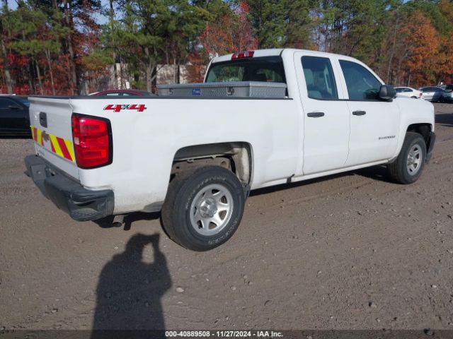 1GCVKNEH4JZ313559 Chevrolet Silverado 1500 Wt