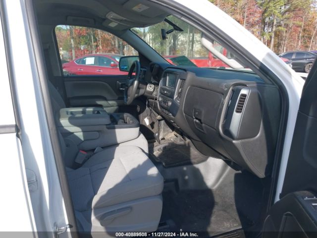 1GCVKNEH4JZ313559 Chevrolet Silverado 1500 Wt