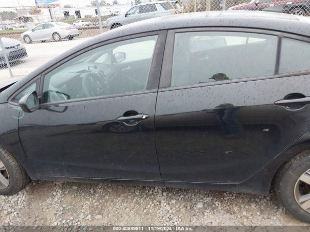 3KPFL4A7XJE170976 KIA FORTE LX