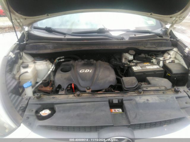 KM8JU3AG5FU961079 Hyundai TUCSON SE
