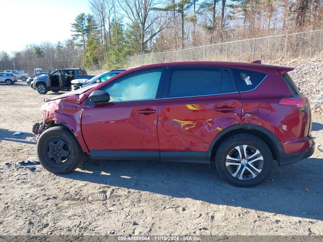Toyota RAV4 LE 2018 2T3BFREV7JW790071 Image 15