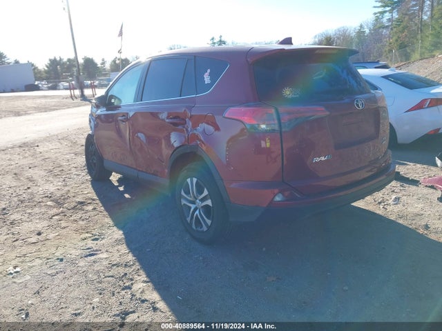 Toyota RAV4 LE 2018 2T3BFREV7JW790071 Image 3
