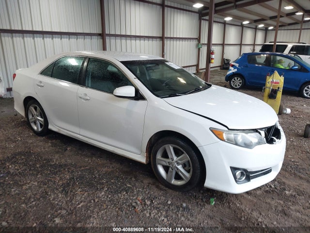2014 4T1BF1FK3EU376774 main image