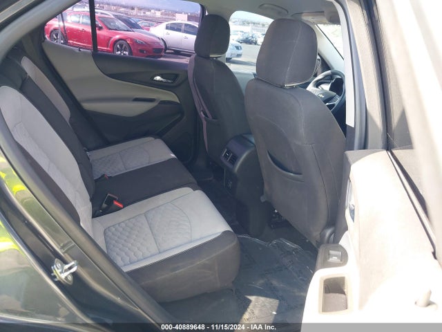 3GNAXHEV6KS579372 Chevrolet EQUINOX LS