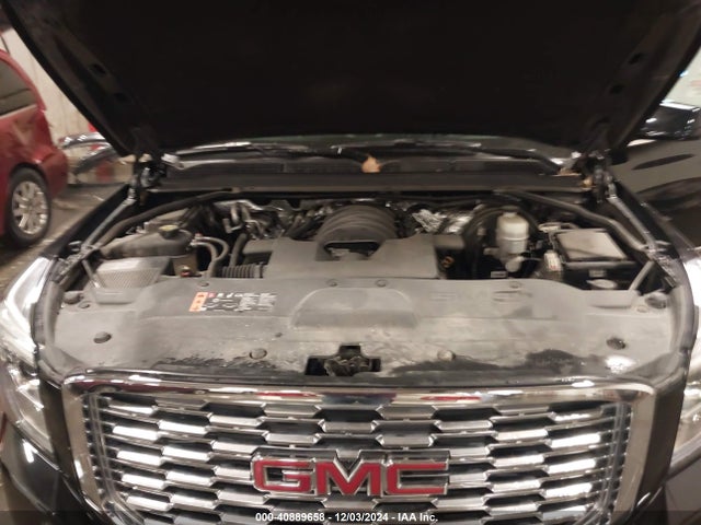 1GKS2CKJ9JR293246 GMC YUKON DENALI