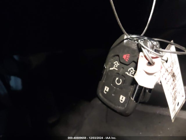 1GKS2CKJ9JR293246 GMC YUKON DENALI