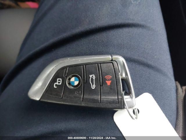WBA5R1C53KAE82081 BMW 330I