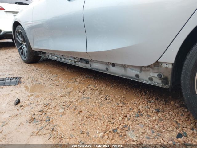 WBA5R1C53KAE82081 BMW 330I