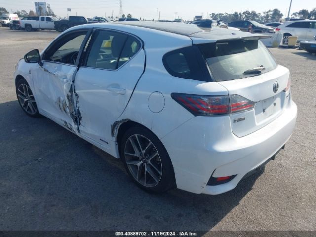 Lexus CT 200H 2016 JTHKD5BH4G2260699 Image 3