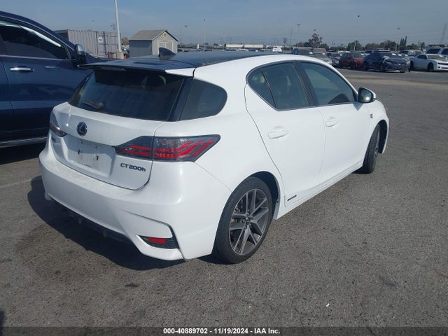 Lexus CT 200H 2016 JTHKD5BH4G2260699 Image 4