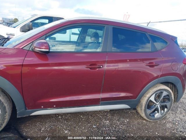 KM8J33A25HU530459 Hyundai Tucson Sport
