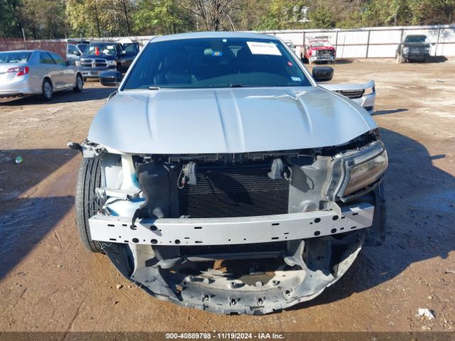 2C3CDXBG8LH122484 Dodge Charger Sxt Rwd