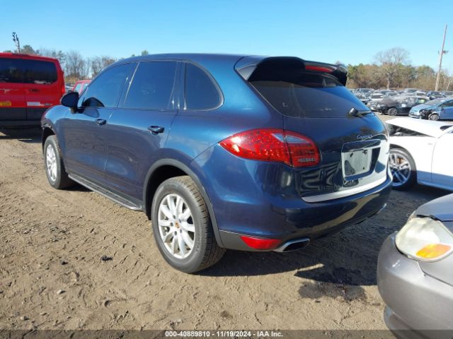2013 PORSCHE CAYENNE WP1AB2A23DLA85171 Photo 2