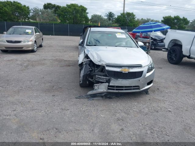 1G1PE5SB3E7340469 Chevrolet Cruze 2lt Auto