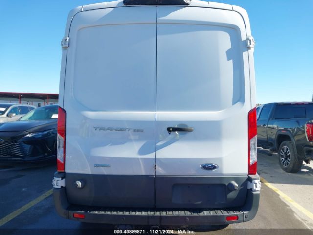 1FTYR2CG8JKA78772 Ford Transit-250