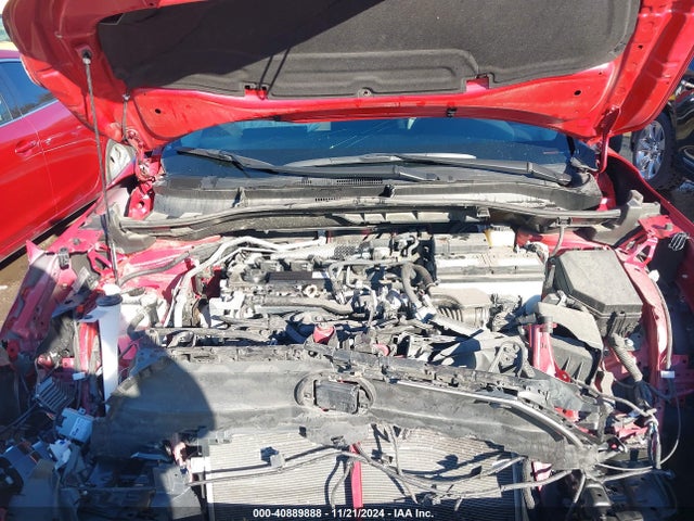 7MUDAABG8NV042196 Toyota Corolla Cross Xle