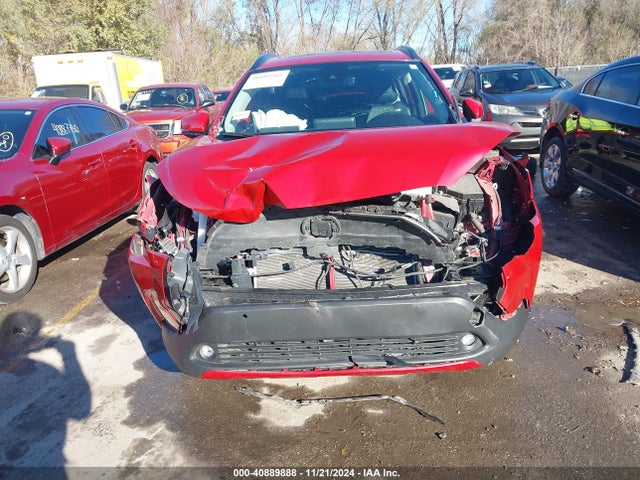 7MUDAABG8NV042196 Toyota Corolla Cross Xle