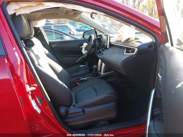 7MUDAABG8NV042196 Toyota Corolla Cross Xle