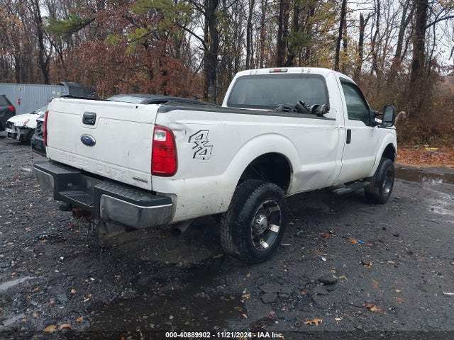 Ford F-250 Xl 2015 1FTBF2B63FEA06536 Image 4