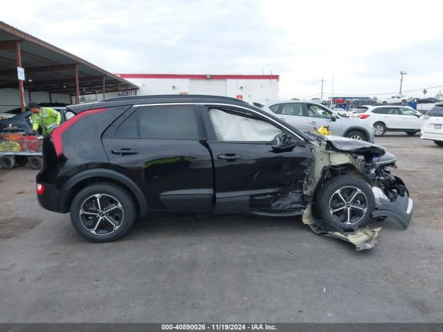 KNDCR3LE8R5155214 KIA NIRO EX