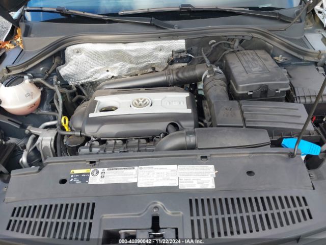 WVGBV7AX2GW015701 Volkswagen Tiguan R-line